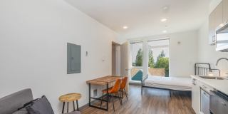 Fifty-Two Apartments - Student Housing Gallery 16