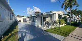 219 W Lake Dr Gallery 1