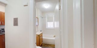 Nicely renovated studio in the heart of Fenway! Gallery 10