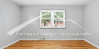 Spacious Home with Washer/Dryer and Fenced Yard Gallery 11