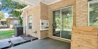 8871 CANOPY OAKS Drive Gallery 39