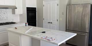 Beautiful 4/2.5 Granite Bay Home Gallery 7