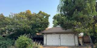 1440 NW Meadowgreen PL Gallery 1