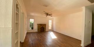 August Move in Gallery 1