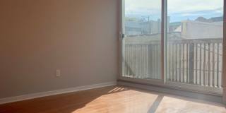 Amazing 2-Bedroom Townhouse Located in Bella Vista! Available mid-July! Gallery 7