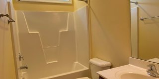 3925 Lexington Dr. - For Rent Gallery 21