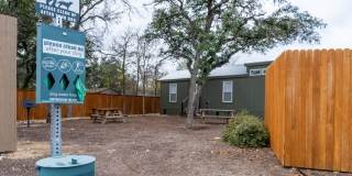 Casata Austin Gallery 60