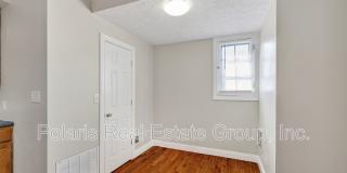 145 E 14th St Gallery 18