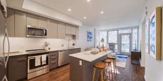 Shoreline Gateway Gallery 25