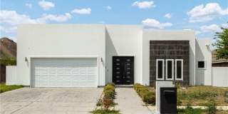 2013 N 47th Street Gallery 1