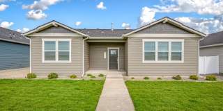 Parkllyn Villa 3 bed 2 bath rancher Gallery 1