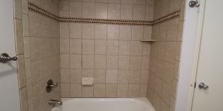May FREE On This 2 Bedroom 1 Bath Apartment In The West Plaza Area Gallery 17