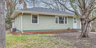 6300 Quebec Ave Avenue N Gallery 1