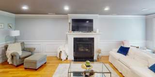 202 West Broadway Gallery 4
