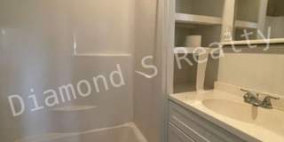 3 Bedroom Home Available Early June! Gallery 12