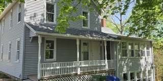 22 Lakeview Street Gallery 1