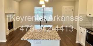 Modern 3‑Bed, 2‑Bath Home with Fenced Yard Gallery 6