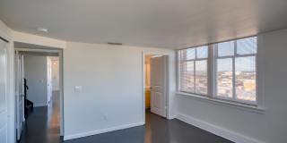 11 East Forsyth Apartments Gallery 25