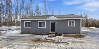 3 BEDROOM | 2 BATHROOM | ACROSS FROM SCHOOLS Gallery 1