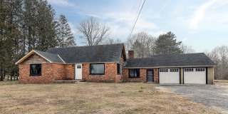 14 Browns Lane Gallery 1