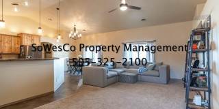 Beautiful 4 Bedroom (Newer) Home in Farmington Gallery 3