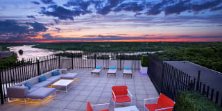 2000 Riverside Gallery 2