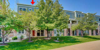 Bright & Beautiful 2-Level Condo in NoBo, available June 5th Gallery 1