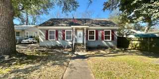 Charming 3 Bedroom 2 Bath Home in Tyler’s Azalea District! Gallery 1