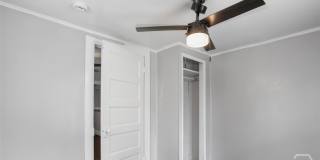 1023 W 37th Street Gallery 24