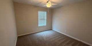 3 Bed 2.5 Bath Townhome in Brentwood Gallery 17