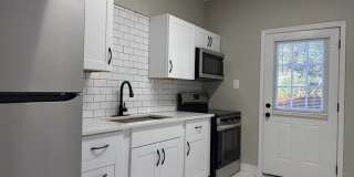 728 West 39th Street Gallery 10