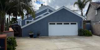 INCREDIBLE LOCATION... END OF CUL DE SAC WITH OVER 100 FEET ON WATER... MARVELOUS DOCK AND DECK WITH OUTDOOR KITCHEN Gallery 1