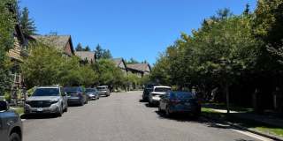 Stunning Contemporary townhome in Coveted Peterkort Woods, near St. Vincent's in Cedar Mill Stunning Contemporary townhome in Coveted Peterkort Woods, near St. Vincent's in Cedar Mill Gallery 46