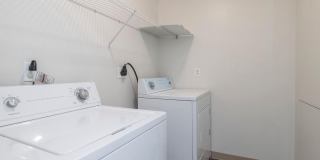 3718 MERRICK Road Gallery 24