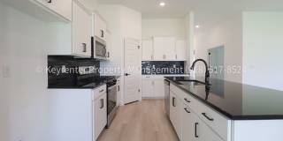 Stunning New Construction Simmons Home - 5 Bed 3 Bath - Move In Ready! Gallery 12