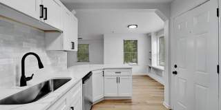 2305 Longview St. Gallery 7