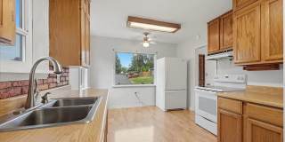 3bed/1 bath near Point Defiance Gallery 13