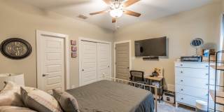 619 Burleson St Gallery 14