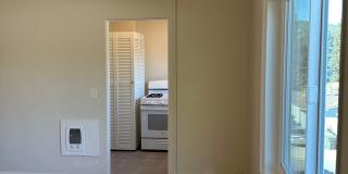 1131 Pine St. Gallery 27
