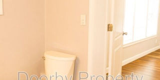 1711 Ashton St Gallery 30