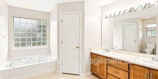 17 Arbor Ridge Way Gallery 20