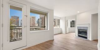 Avia Apartments on Pike Gallery 27