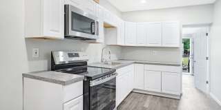 565 LINE Street Gallery 9