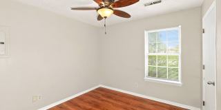 3-Bedroom, 1 Bath Single Family for Rent in Grain Valley, MO | Attached Garage & Modern Kitchen Gallery 14