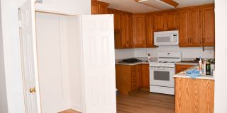 1271 Mosswood Gallery 23