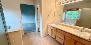 Stunning 4 bedroom/ 2.5 bath home with 2 car Attached Garage in Fort Collins, Colorado Gallery 27