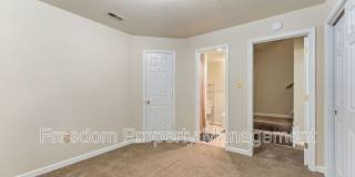 726 Pine Tree Ct. Gallery 28