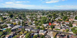7039 Sylvia Avenue Gallery 40