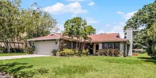 8208 LA SERENA DRIVE Gallery 1