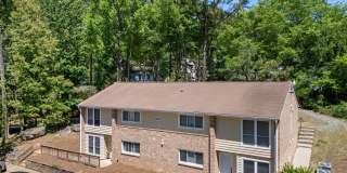 Close to UNC Campus —  Bedrooms Available in 2 or 4 Bedroom Unit Gallery 18